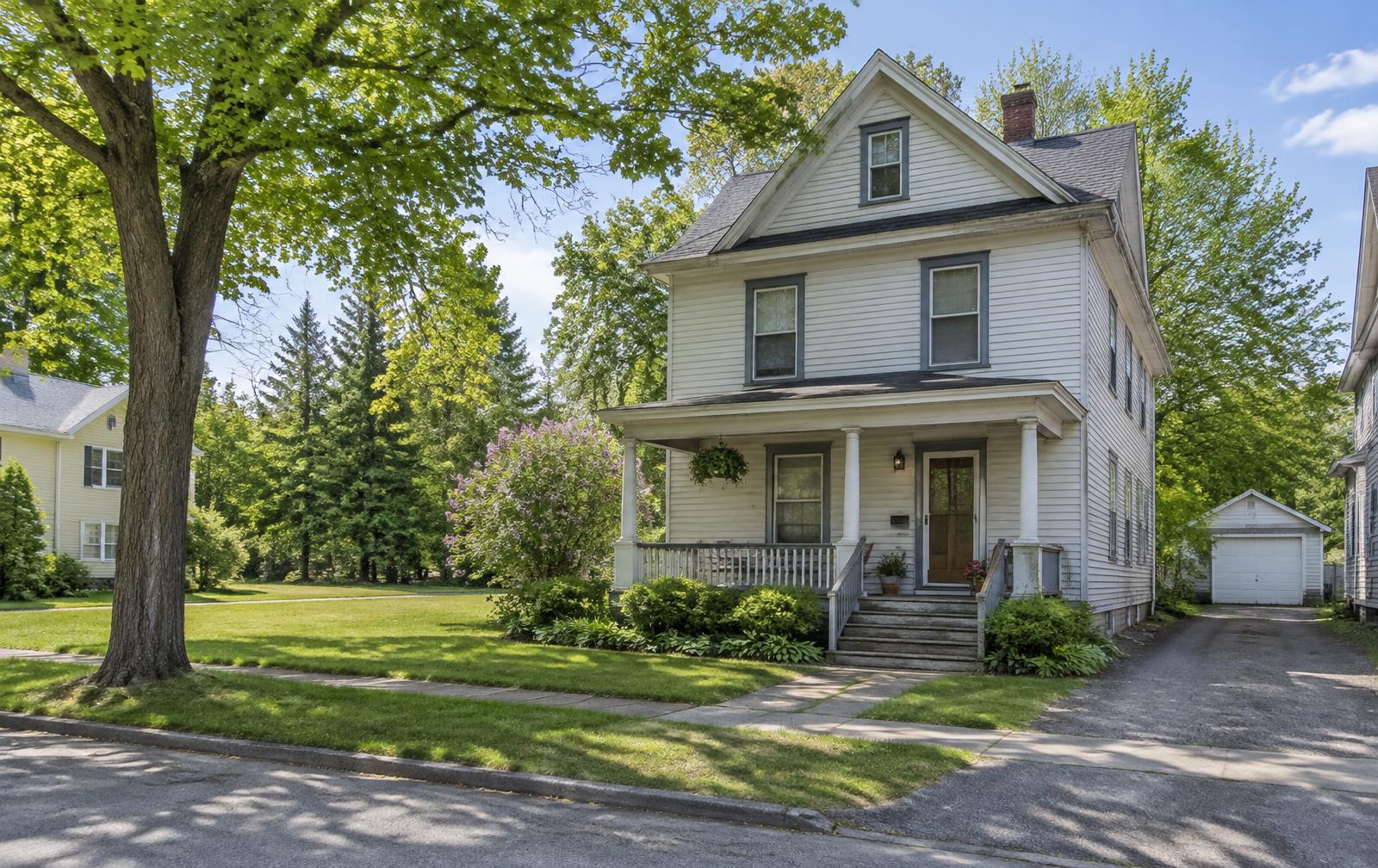 A traditional Fulton County home